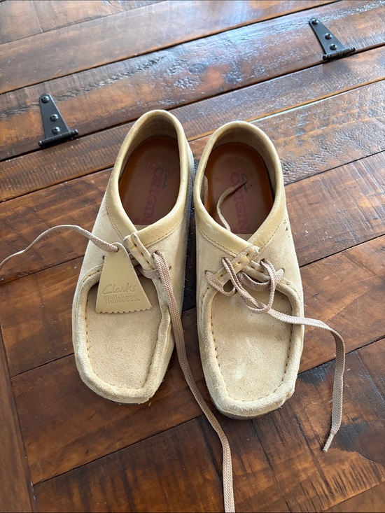 Clarks Men’s Beige Suede Clark Wallabees